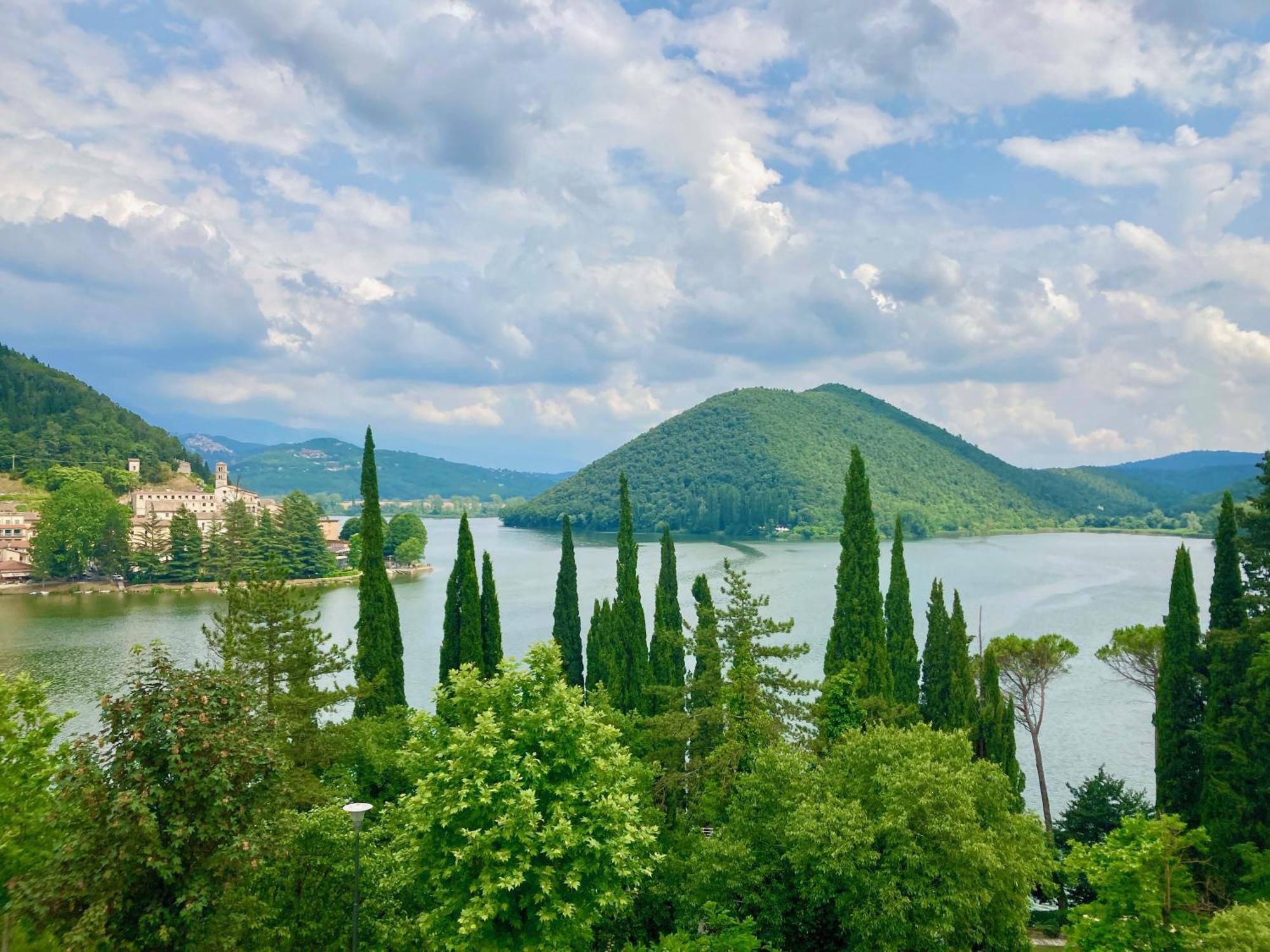 Grove Cottage: Immersed In Nature & Close To Town Città della Pieve Exterior photo